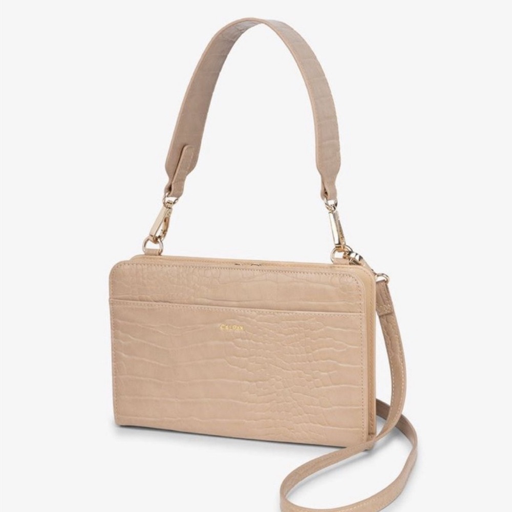 NWOT Calpak Tan Croc-Embossed Women's Travel Wallet - Crossbody & Shoulder Bag